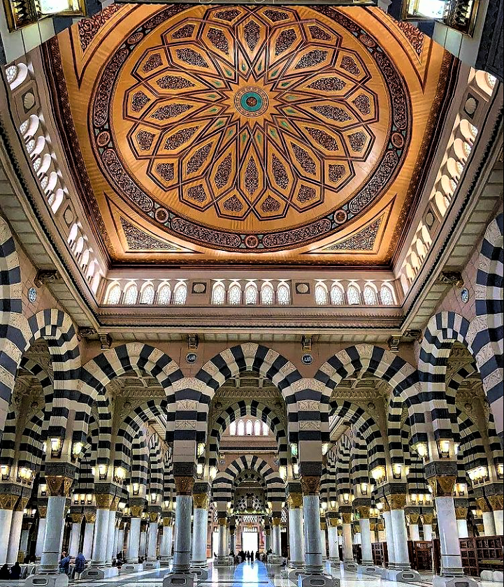 Ornamen masjid Nabawi Madinah. (Ilustrasi)